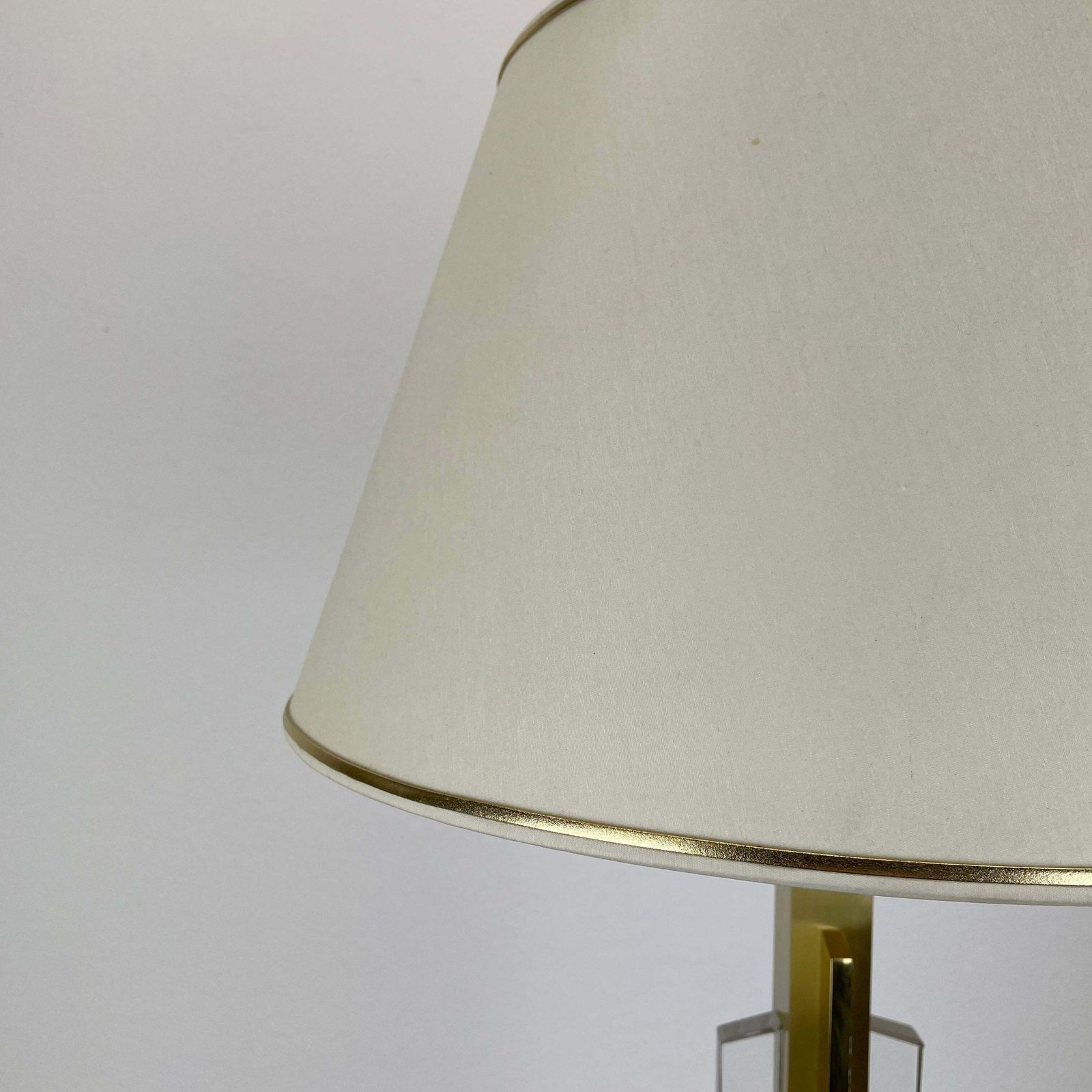 photo for sale Heavy 71cm Hollywood Regency Style Brass And Acryl Table Light, Italy 1970s