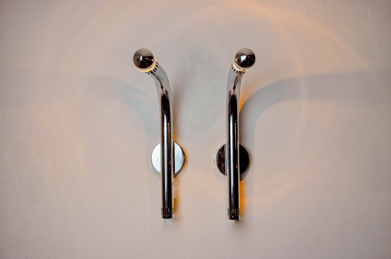 Pair Of Space Age Tubular Wall Lights, Chrome Plated Metal, Italy, 1970 photo buy