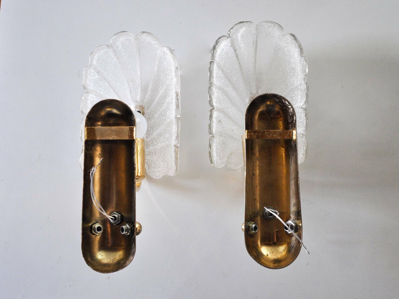 photo furniture Pair Of "Leaf" Wall Lights By Carl Fagerlund, Murano Glass, Germany, 1970