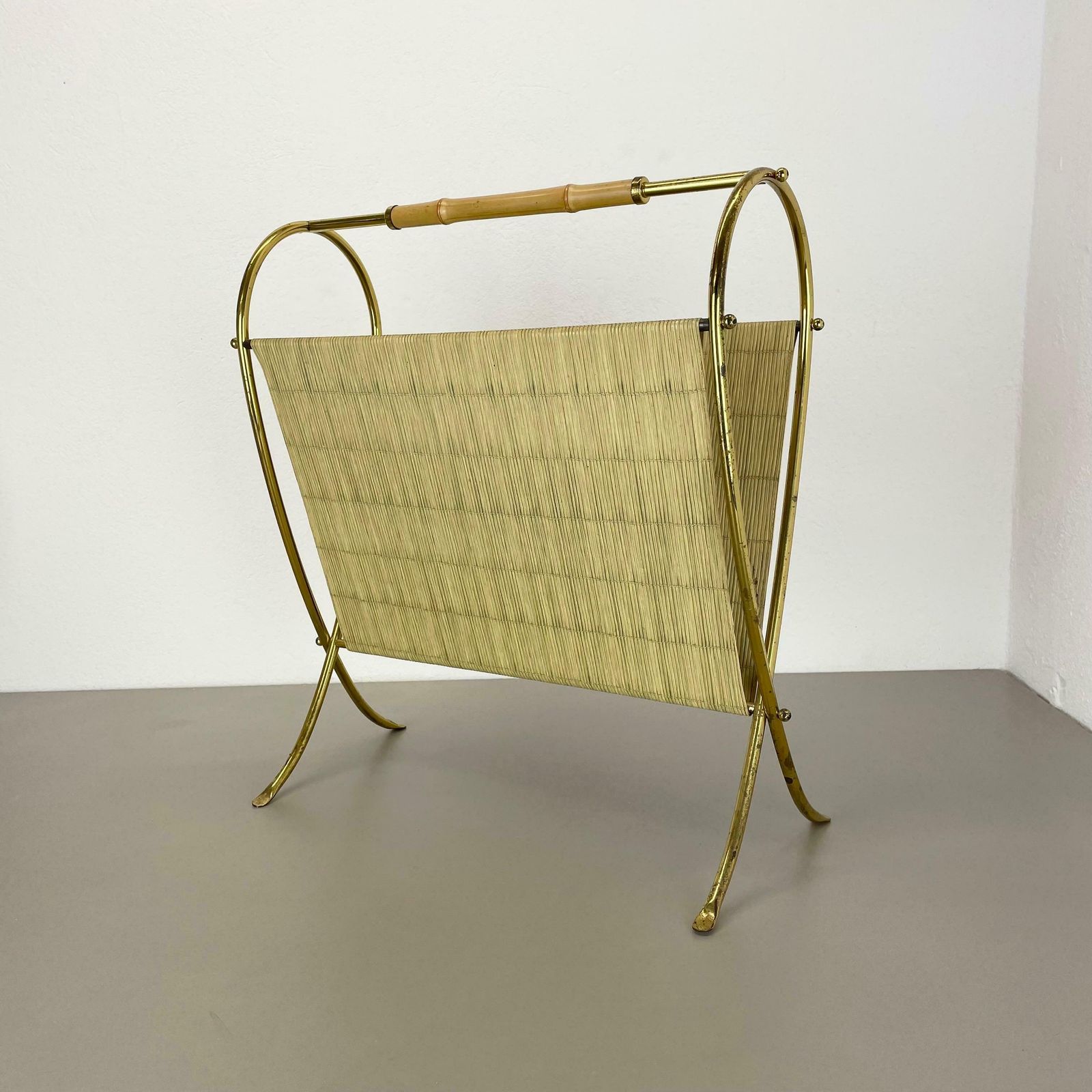 photo vintage Unique Bauhaus Aubock Style Brass And Bamboo Magazine Holder, Austria 1950s