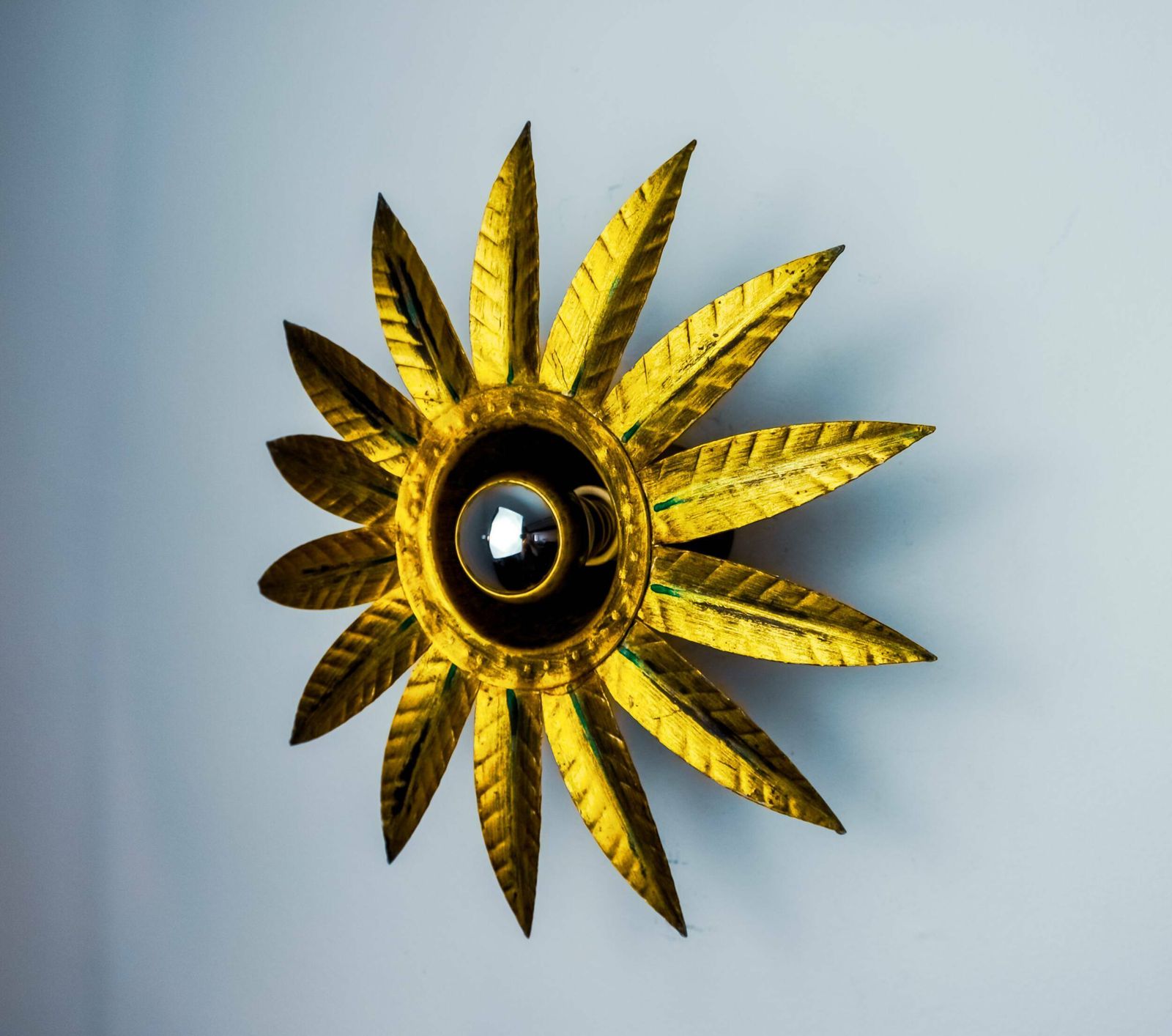 Brutalist Sun Wall Lamp In Gilded Metal With Gold Leaf, Italy, 1970 photo for sale