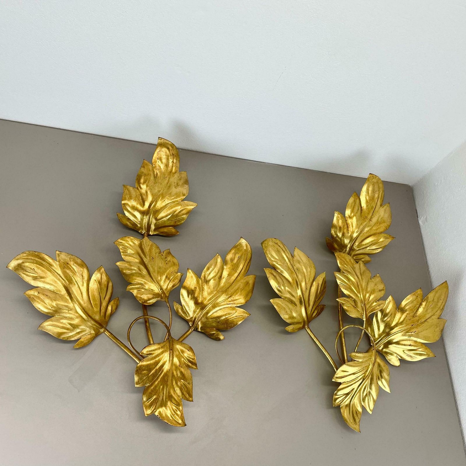Set Of 2 Hans Kögl Style Golden Florentiner Leaf Wall Light Sconces, Italy, 1980 photo for sale
