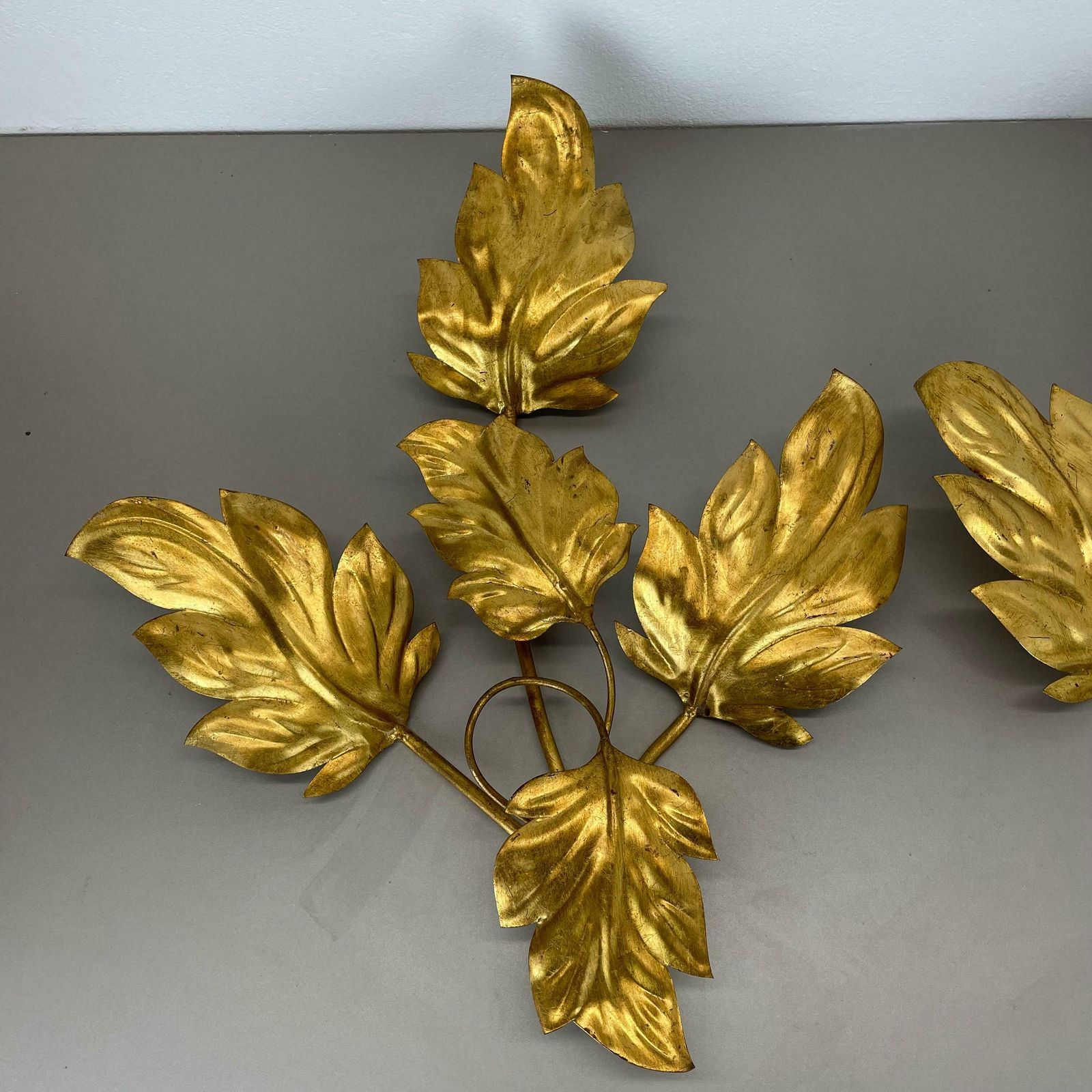 Set Of 2 Hans Kögl Style Golden Florentiner Leaf Wall Light Sconces, Italy, 1980 photo Lighting