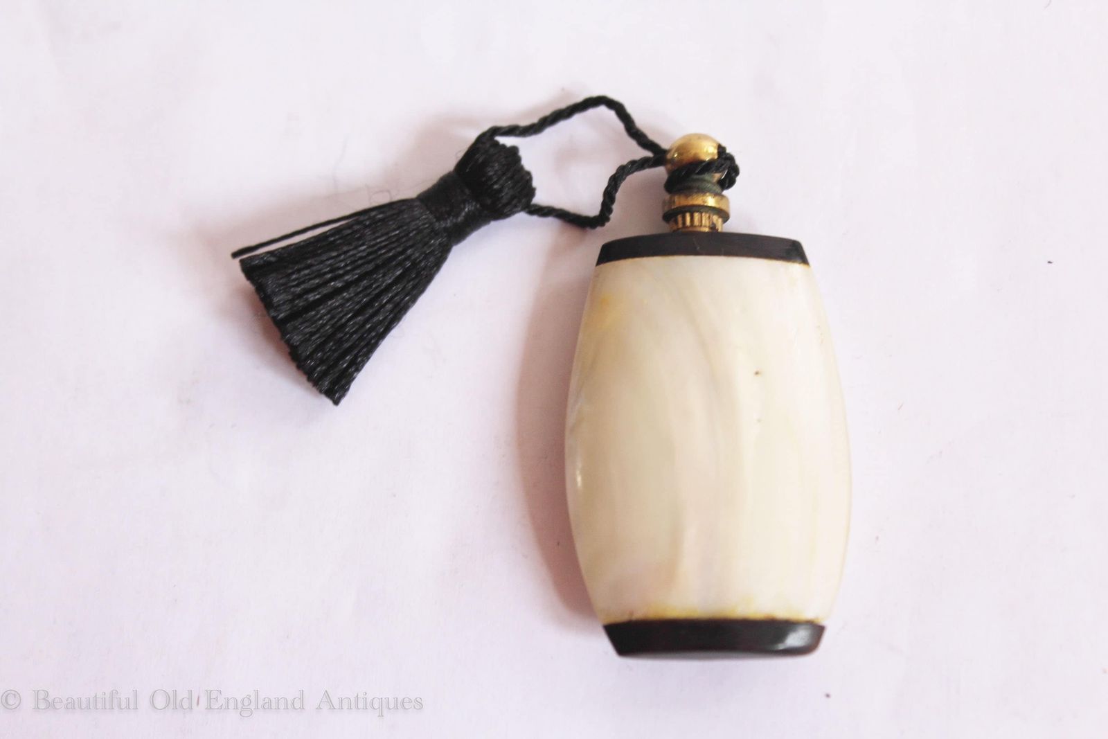 Antique Scent Or Perfume Bottle Mother Of Pearl And Ebony. Gift Boxed. photo Home Decor