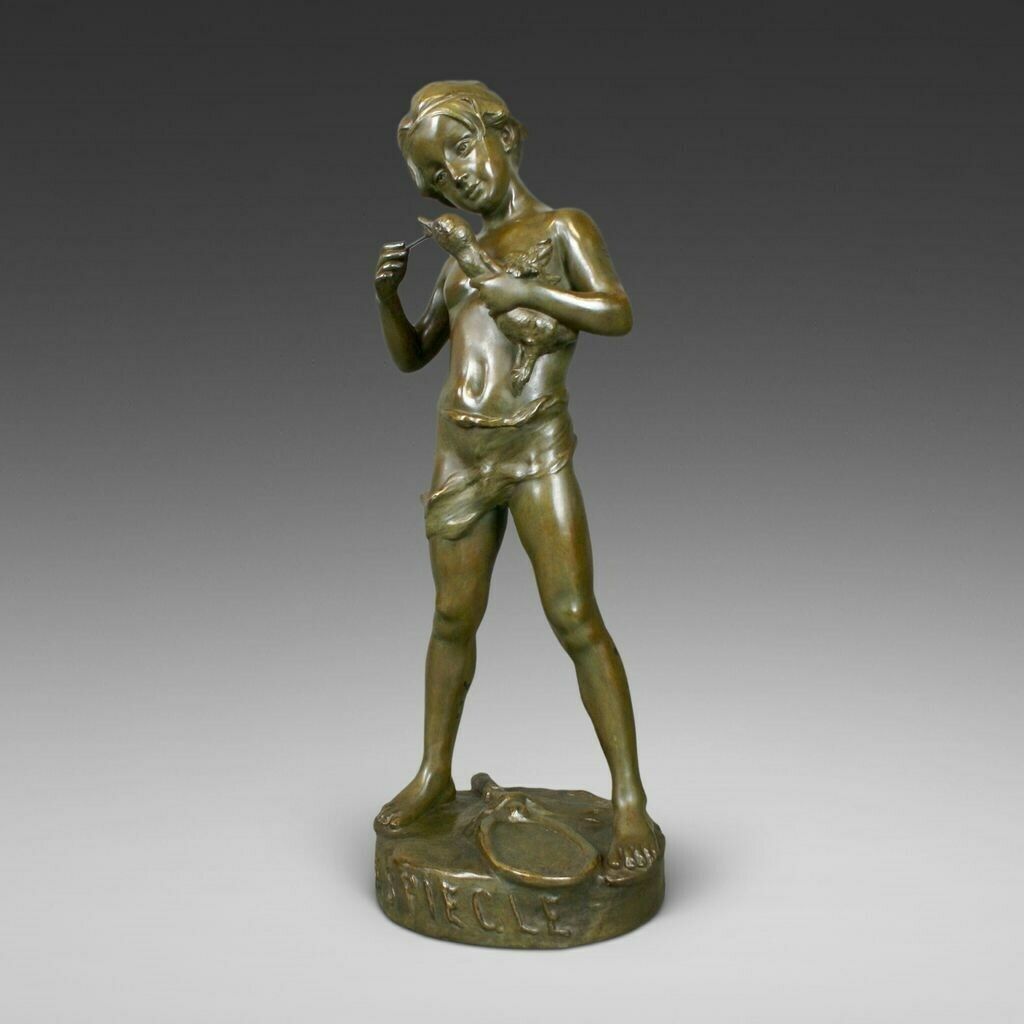 W.J. Gravener Antiques, 1910s