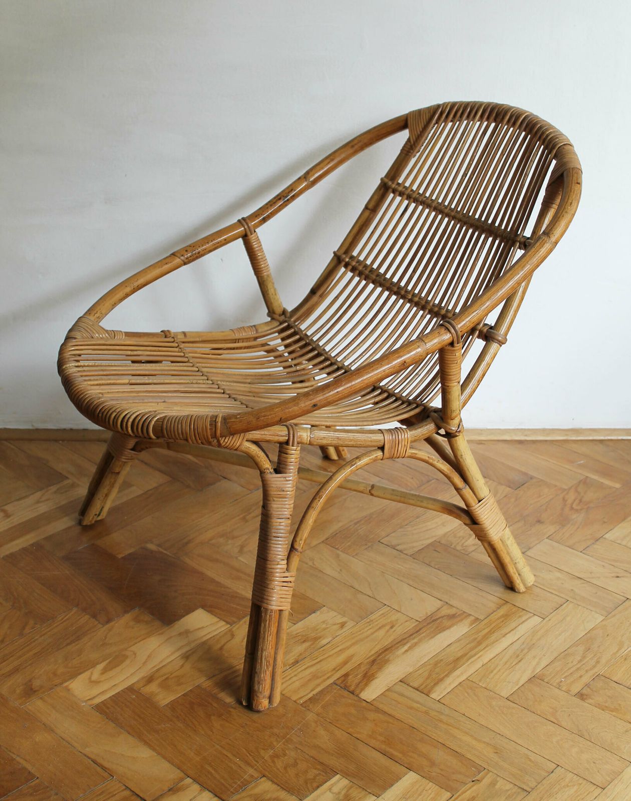 1960's Set Of Four Rattan Armchairs And Side Table By Jaroslav Prochazka For Uluv photo vinterior