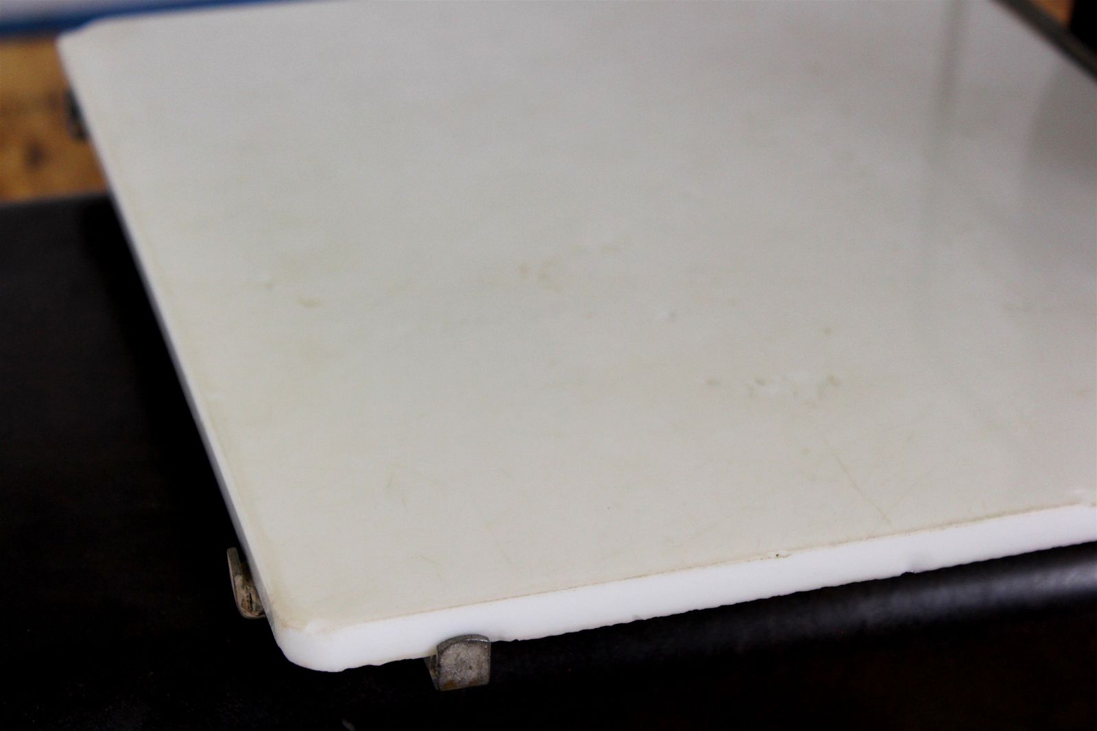 photo vintage Semi Automatic Large Bakelite Grocery Scale, Czech Republic, 1930s