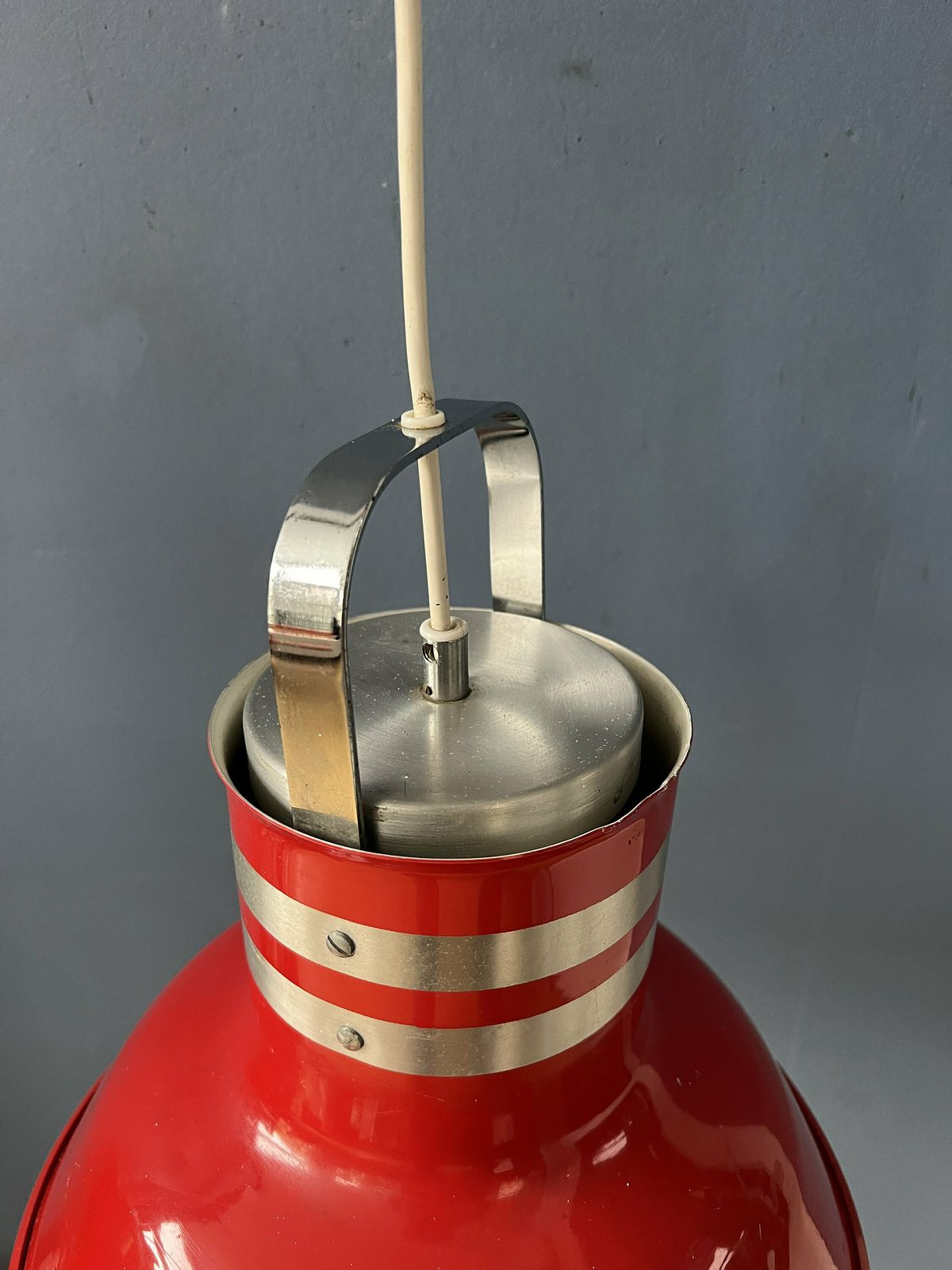Rode 'Bucket' Space Age Hanglamp Van Ateljé Lyktan photo vintage