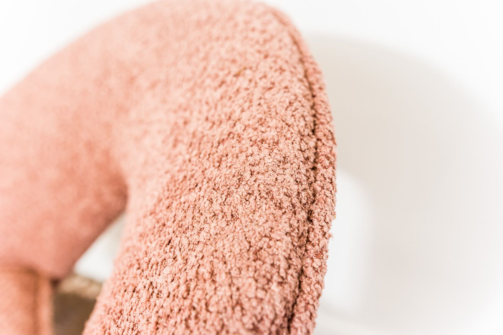 Pink Shell Cocktail Chair, 670's photo Furniture