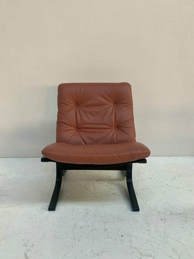Siesta Easy Chair In Pink Leather By Ingmar Relling For Westnofa, Norway, 1960s photo for sale