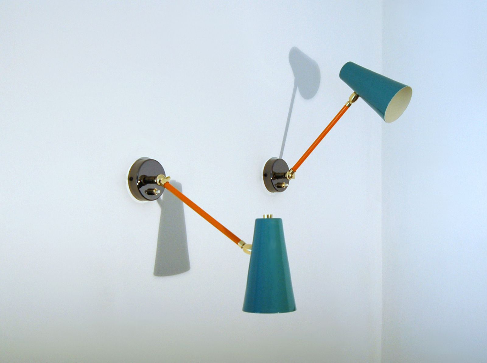 Pair Of Wall Lamp   Metal / Brass   Articulated With Switch   Orange / Light Green photo for sale