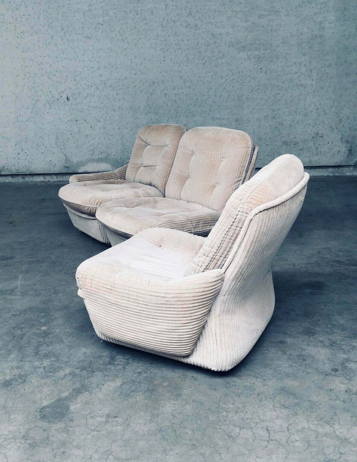 photo vinterior Orchid Modulaire Bank & Fauteuil Van Michel Cadestin Voor Airborne, Frankrijk, Jaren 1970