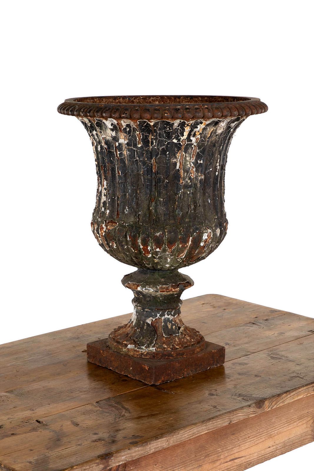 19th Century Andrew Handyside Urn photo vinterior