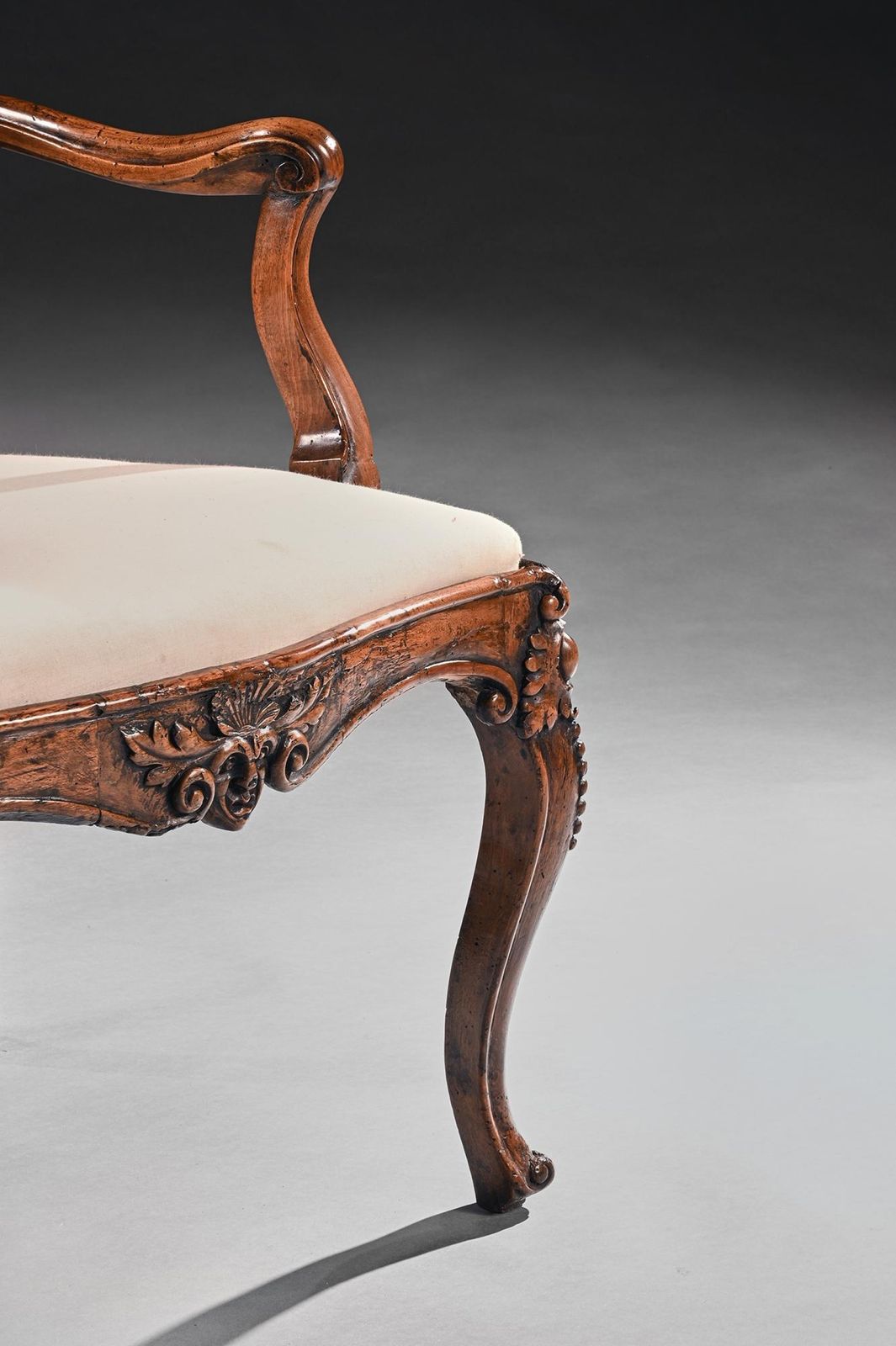 Mid 18th Century Italian Rococo Armchair In Walnut With Extravagantly Carved Head Rail photo 1375.0