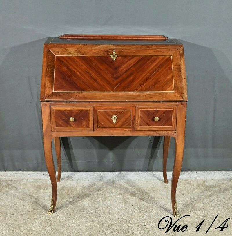 4880.0 Desk In Plum And Walnut, Louis XV Period   18th Century photo