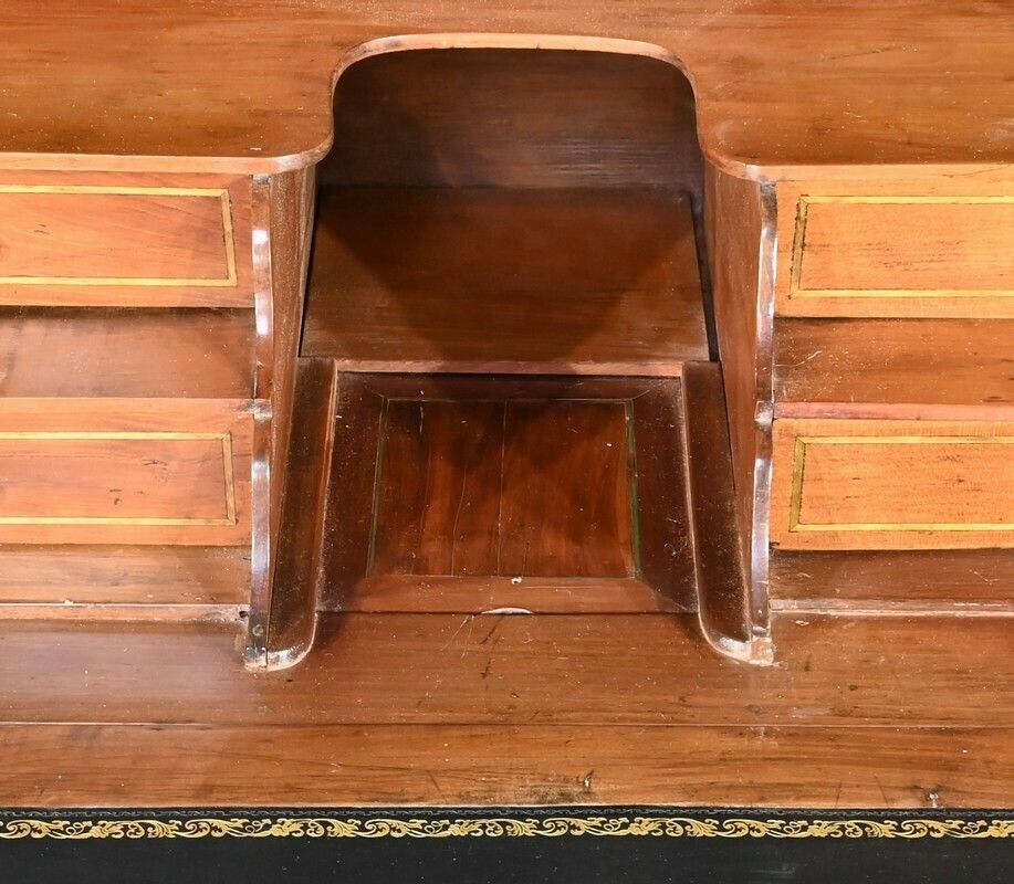 Furniture Desk In Plum And Walnut, Louis XV Period   18th Century photo