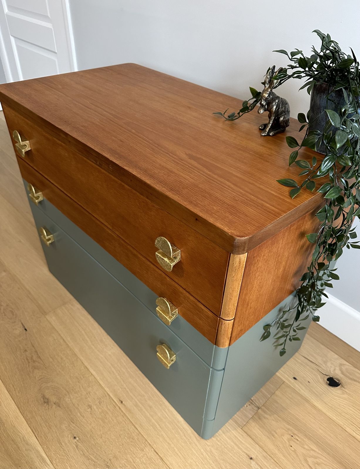 Stag Cantata 3 Drawer Dresser / Chest Of Drawers Professionally Refinished photo furniture