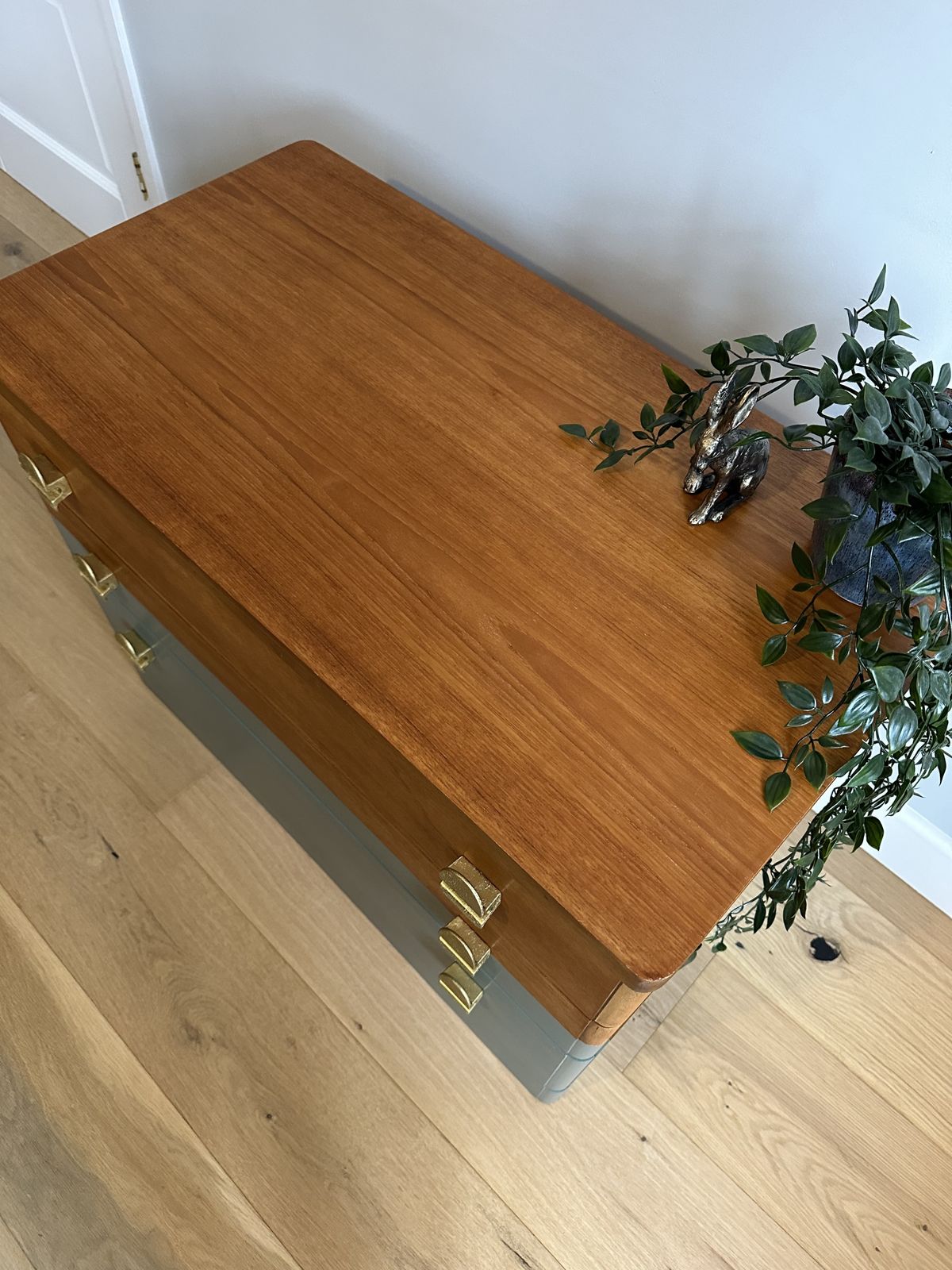 Stag Cantata 3 Drawer Dresser / Chest Of Drawers Professionally Refinished photo buy