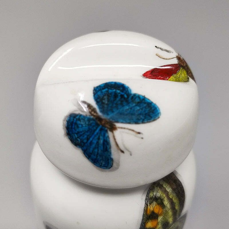 1950s Fornasetti Paperweight In Porcelain By Piero Fornasetti photo buy
