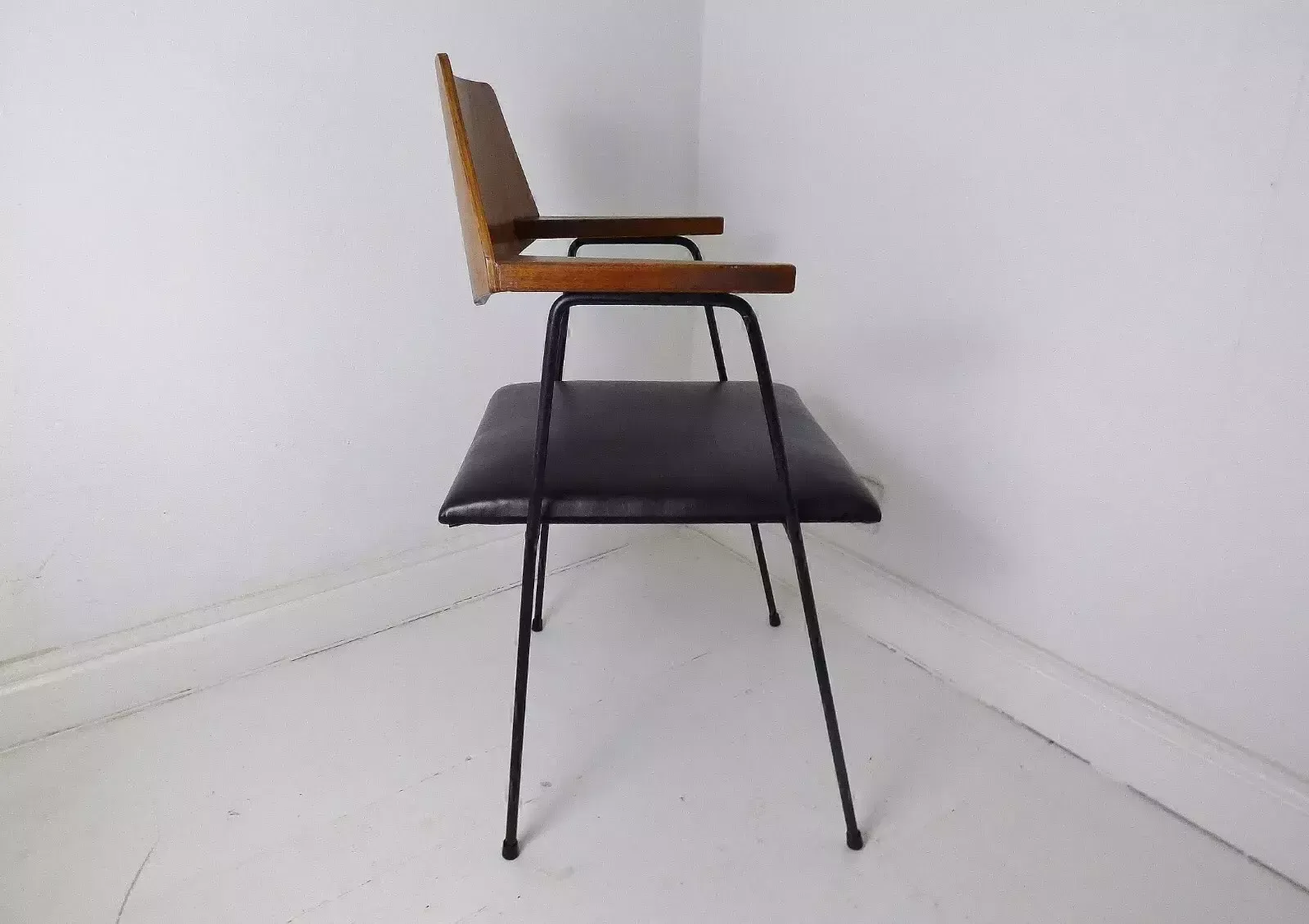 Stunning Vintage Plywood & Metal Chair Attributed To Robin Day photo furniture