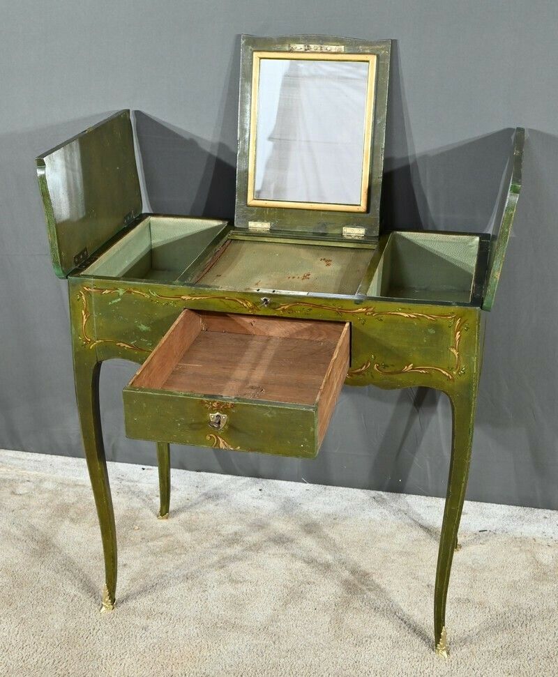 Small Painted Oak Dressing Table, Louis XV Style, Late 18th Century photo 1615.0