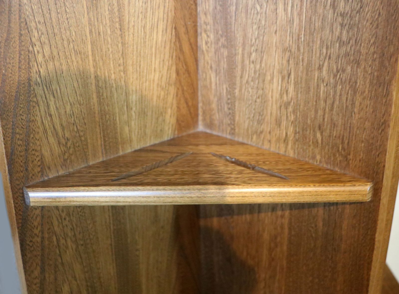 photo vinterior A Suite Of Ercol Elm Furniture!