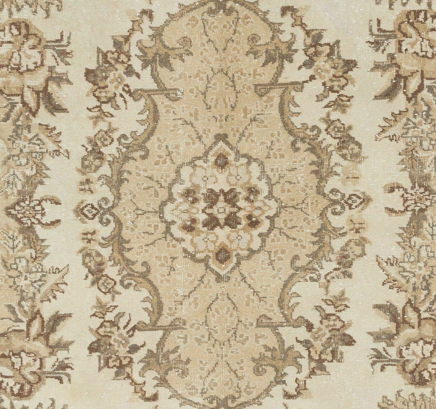 Hand Knotted Vintage Turkish Rug With Medallion Design photo Textiles