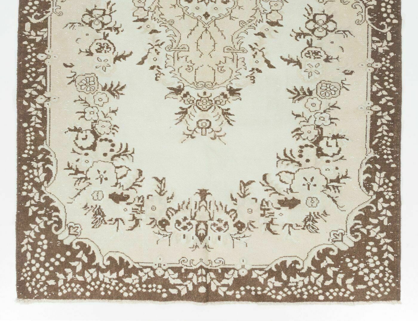 Vintage Medallion Design Turkish Oushak Rug photo for sale