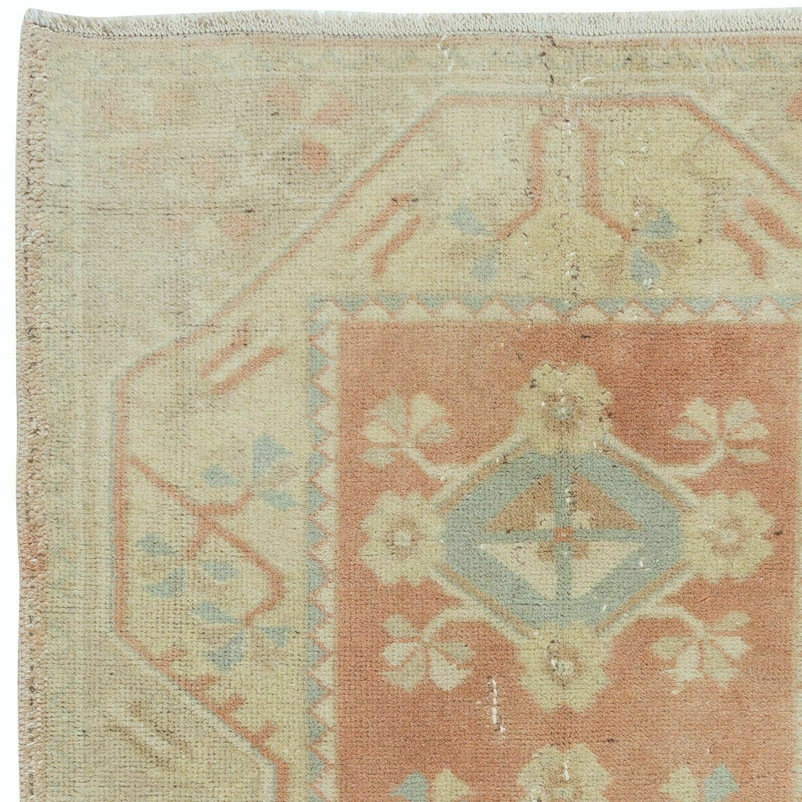 Faded Hand Knotted Turkish Milas Rug, Vintage Antique Washed Carpet photo Textiles