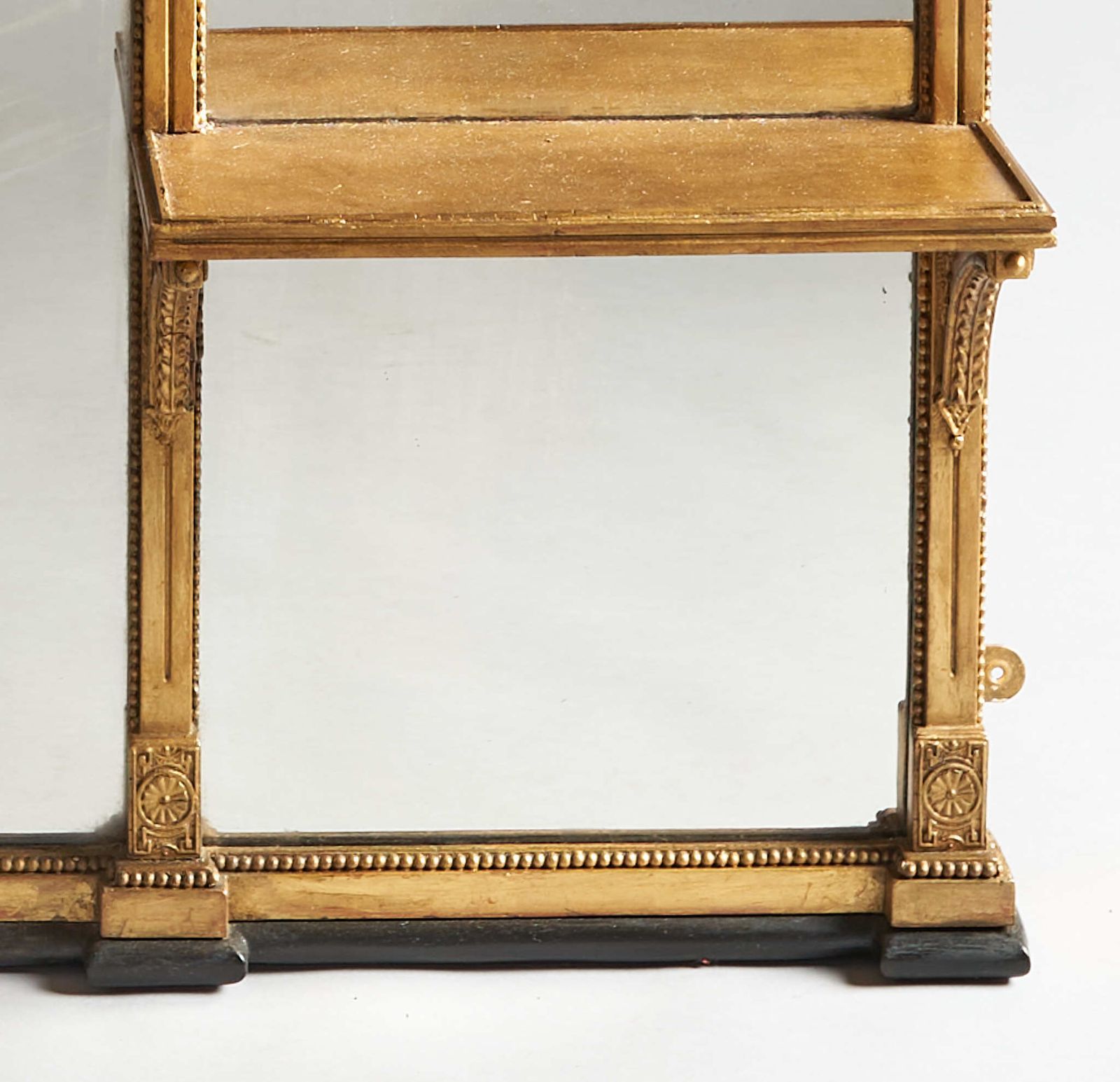 photo furniture A Large 19th Century English Victorian Gilt Overmantle Mirror