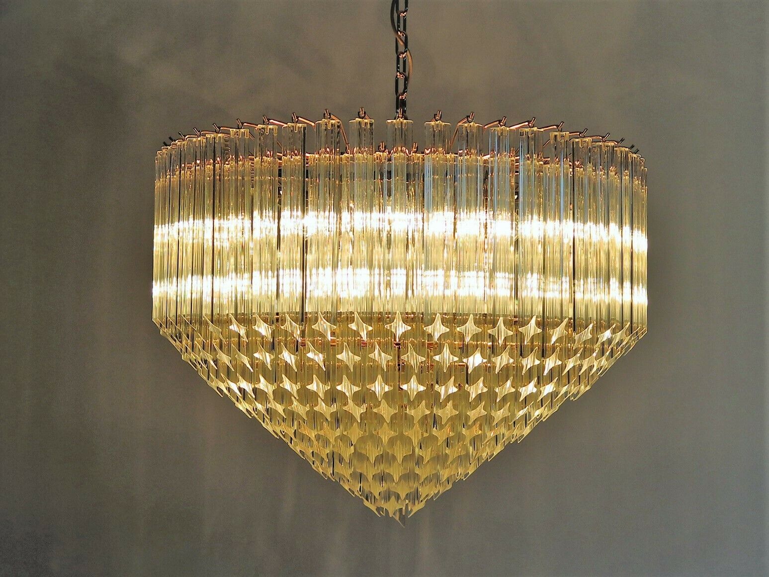 Modern Quadriedri Murano Glass Chandelier   265 Trasparent Prism   Gold Frame photo Lighting