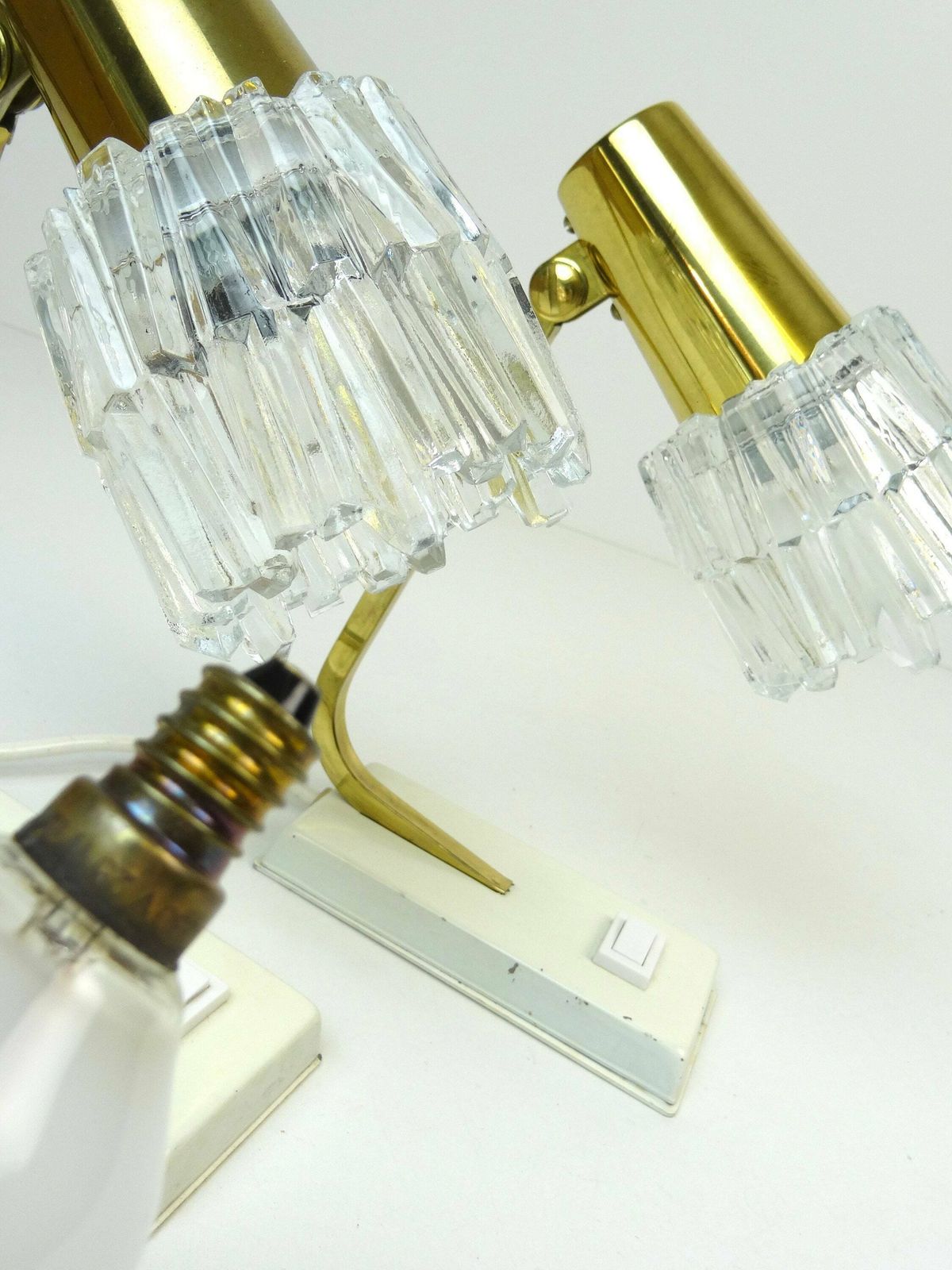 Rare Mid Century Brass & Ice Glass Hollywood Regency Pair Bedside Desk Lamps photo vintage