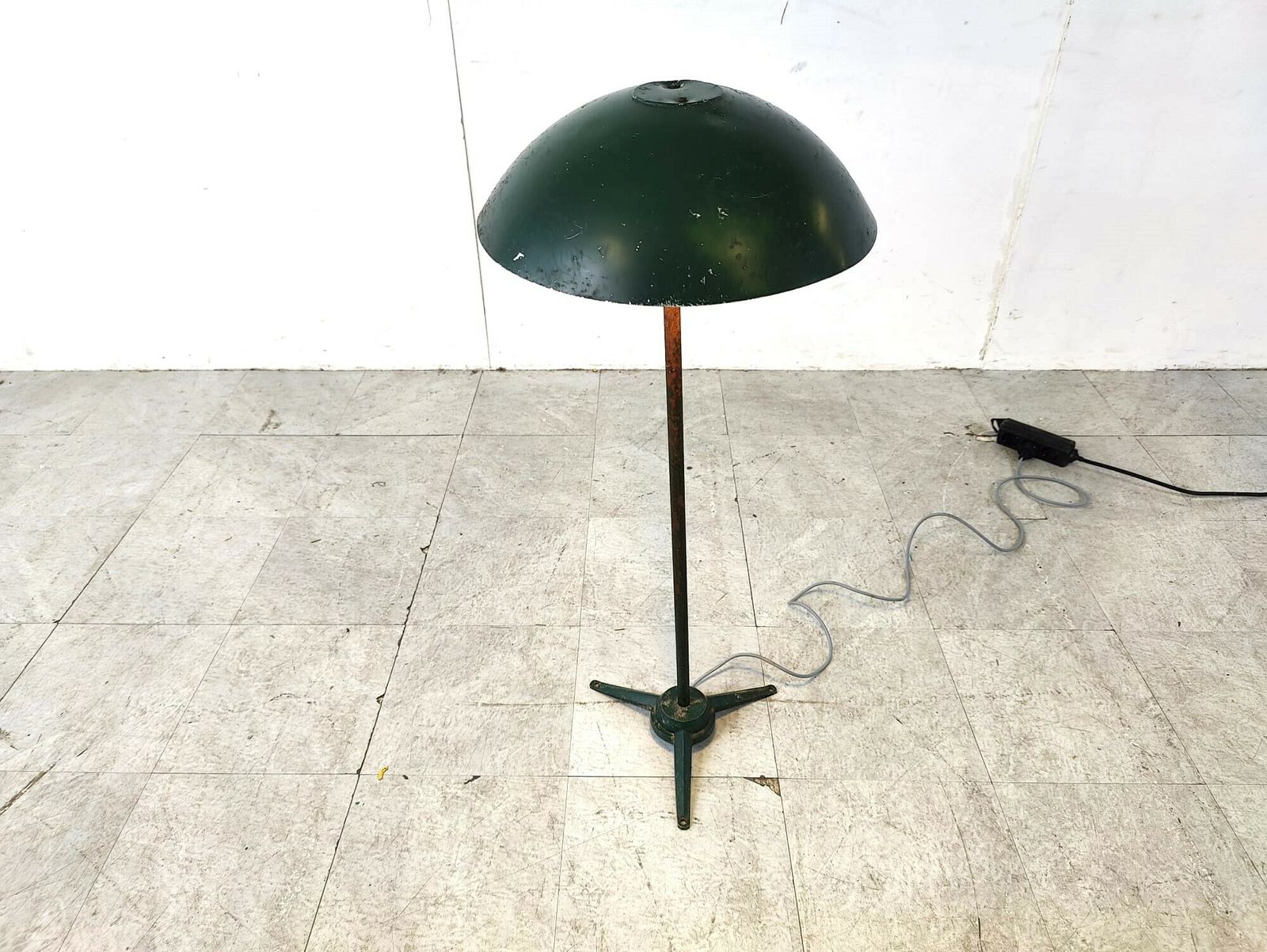 Industrial Metal Floor Lamp, 1970s photo vintage