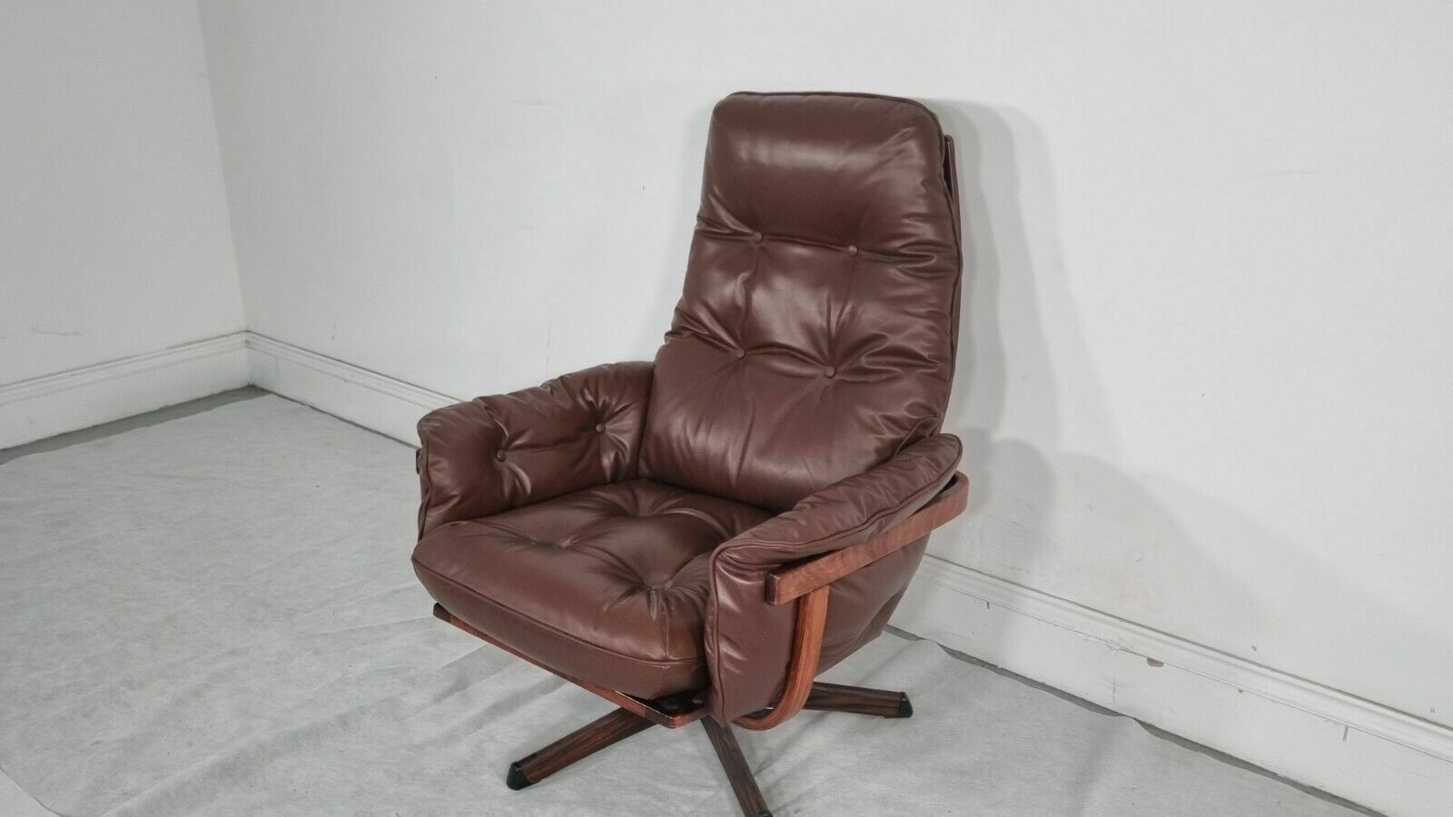 Vintage Gote Mobler Nassjo Armchair In Brown Leather photo vintage