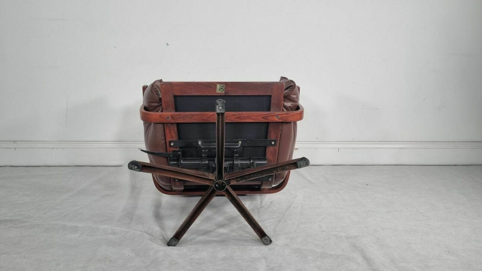 photo for sale Vintage Gote Mobler Nassjo Armchair In Brown Leather