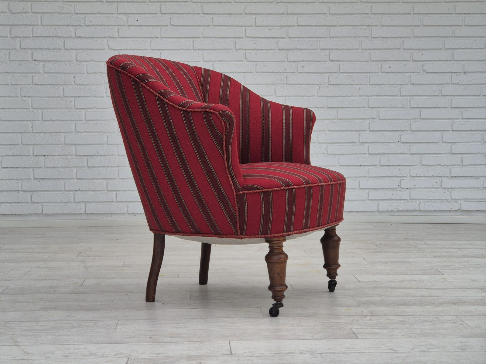 1950s, Danish Lounge Chair, Original Condition, Red Furniture Wool. photo Furniture