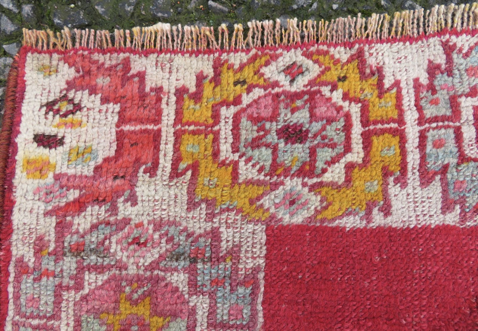 First Half 19th Century Turkish Konya Prayer Rug. Central Anatolia 150cm X 94cm. photo Textiles