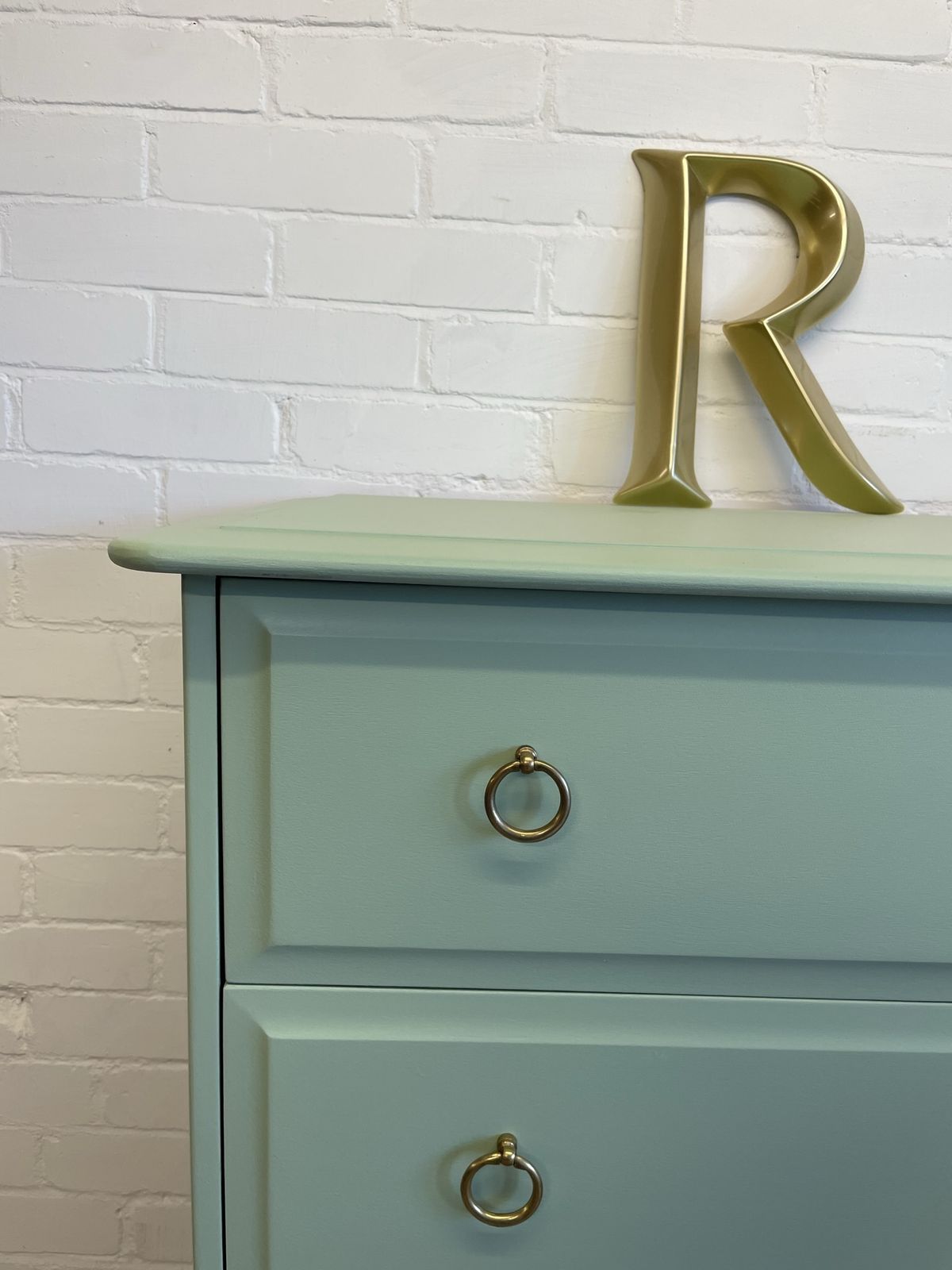 Stag Minstrel Tallboy In Whirlybird Green photo vinterior