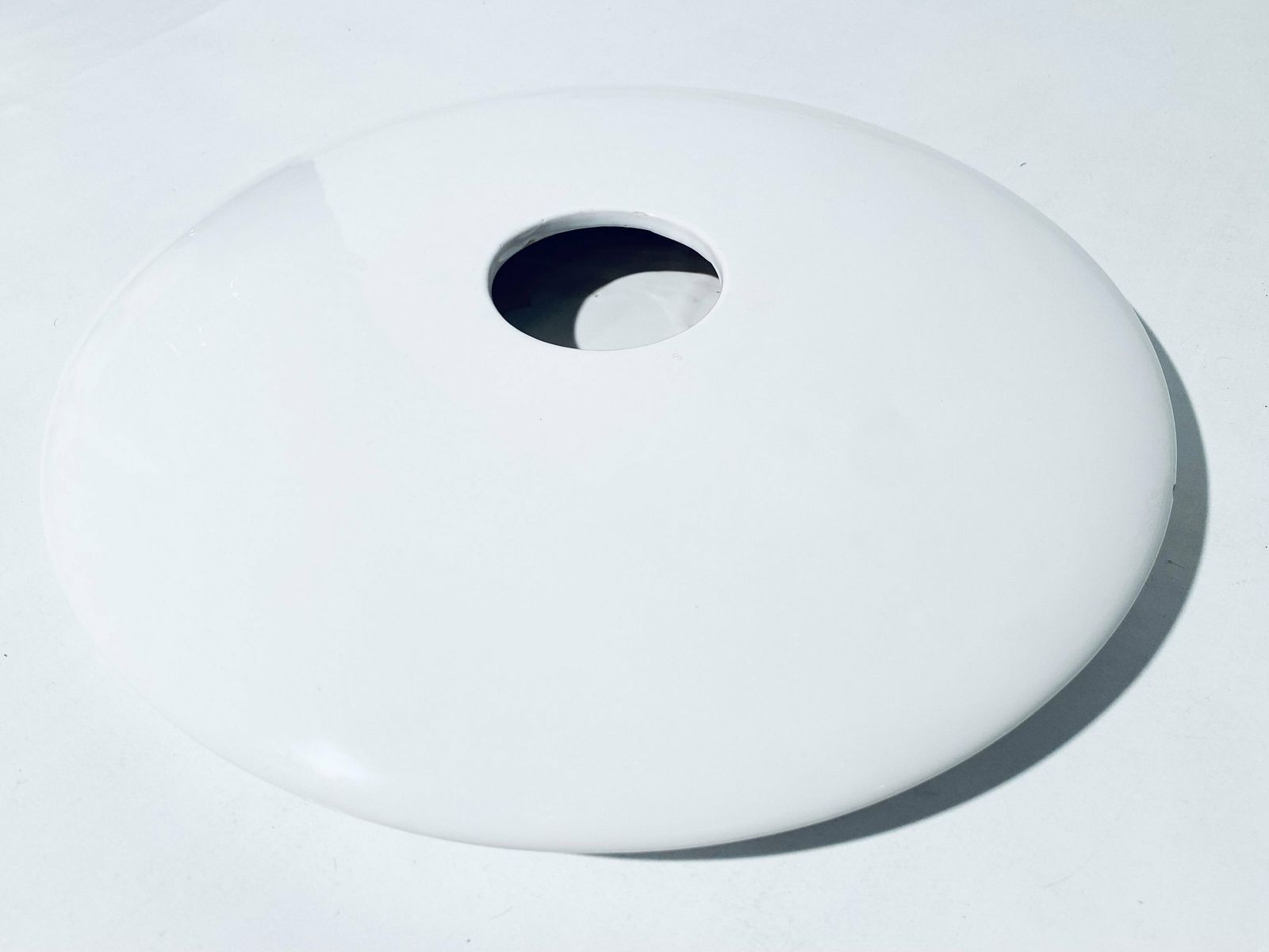 Extravagant Round Design White Ceramic Wall Vase / Vintage Elegant Decor photo for sale