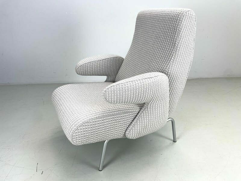 Arflex Delfino Armchair, By Erberto Carboni photo furniture