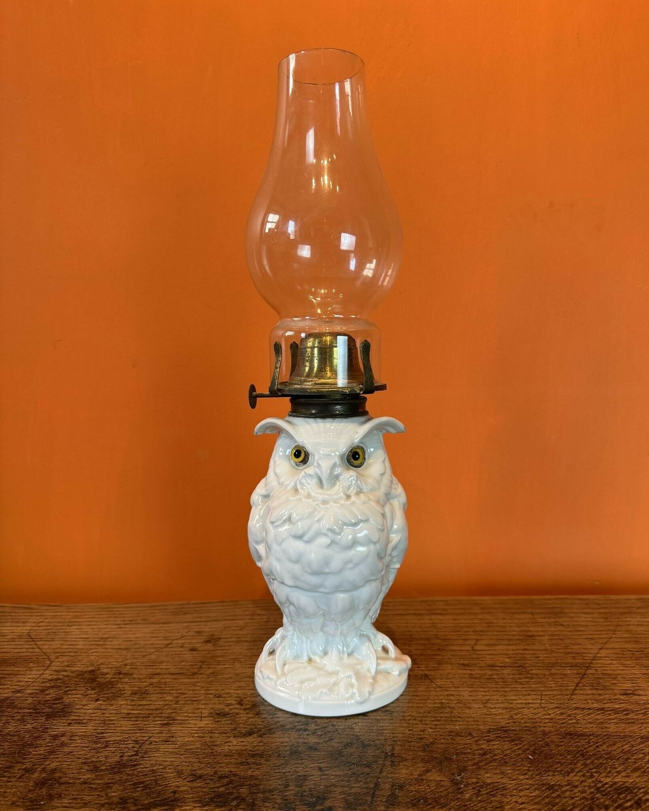 Victorian White Porcelain Owl Oil Lamp photo vinterior