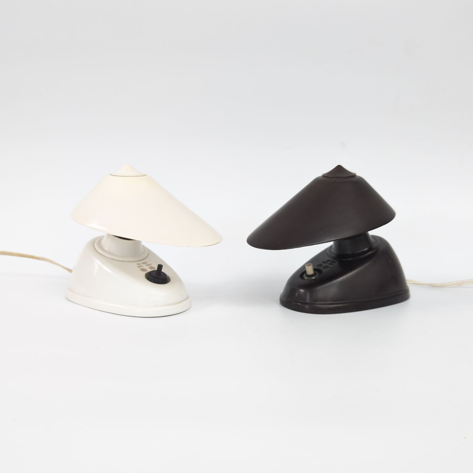Pair Of Bauhaus Bakelite Table Or Wall Lights By Elektrosvit, 1950s photo Lighting
