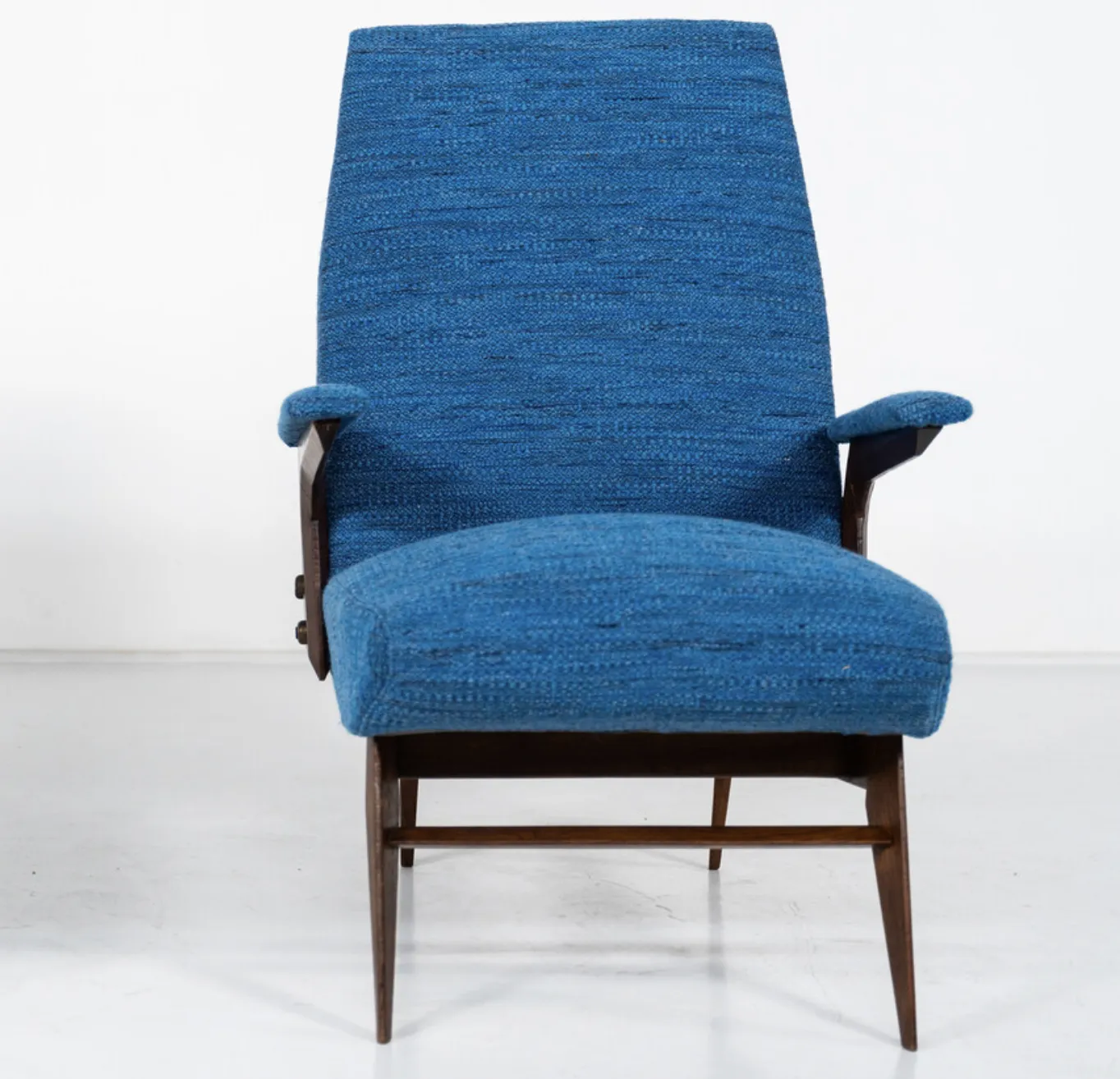 Mid Century Modern Pair Of Armchairs By Vittorio Dassi, Italy, 1960s – New Upholstery