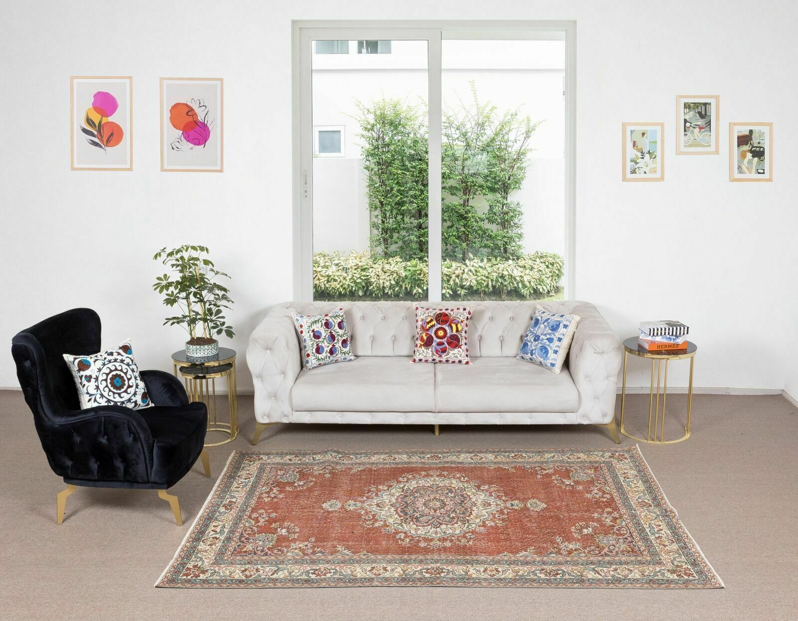 5.4x8.5 Ft Traditional Vintage Hand Knotted Turkish Rug With Medallion Design photo furniture