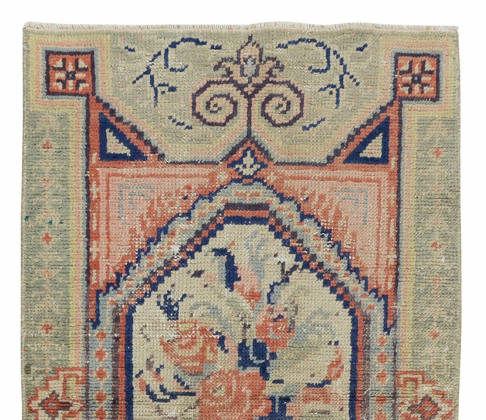 29x51 Inc Old Handmade Central Anatolian Wool Accent Rug With Floral Design photo Textiles