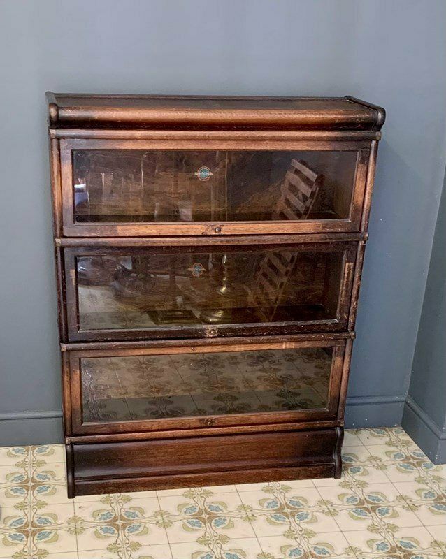 Globe Wernicke Bookcase, Early 20th Century