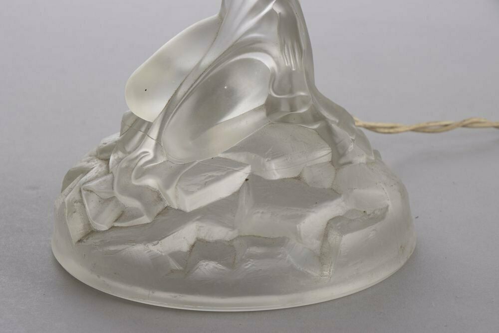 Art Deco Glass Table Lamp Of A Female Nude Holding A Torcher Lamp, British C.1930 photo Lighting
