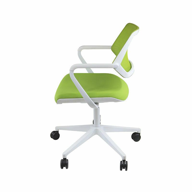Steelcase: Qivi   Meeting Chair With Mesh Back In Green Fabric   Refurbished photo for sale
