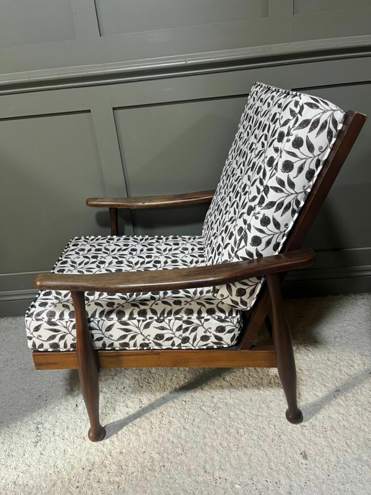 Vintage Teak Armchair Guy Rogers Style Circa 1960’s Refurbished photo vinterior