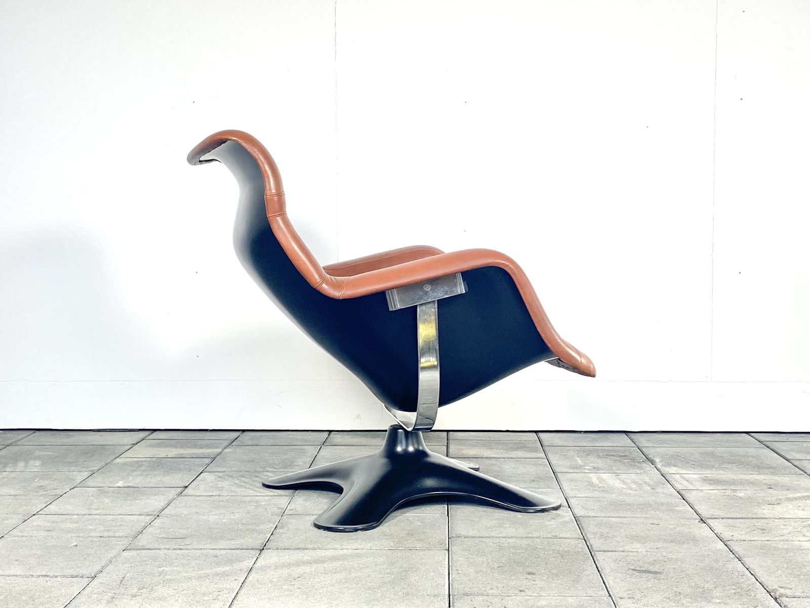 Karuselli Lounge Chair Designed By Yrjö Kukkapuro For Haimi 1970ies photo furniture